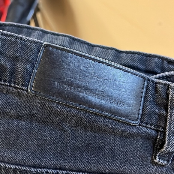 Won Hundred Women's Black Midi Denim Jean Shorts size 34 - Picture 5 of 6